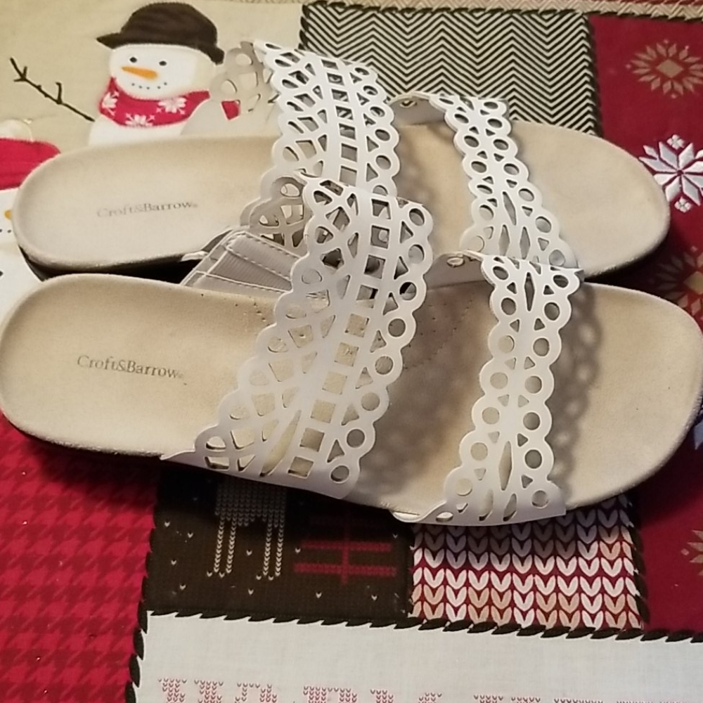 Sandals - Picture 3 of 4